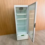 Expositor Vertical Porta de Vidro 406 Litros Metalfrio VB40RL Branco 110v Usado