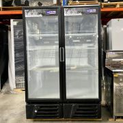 Geladeira Frizer Expositor Expositora Refrigerador para Bebidas 2 Portas Vidro Preto Usado 