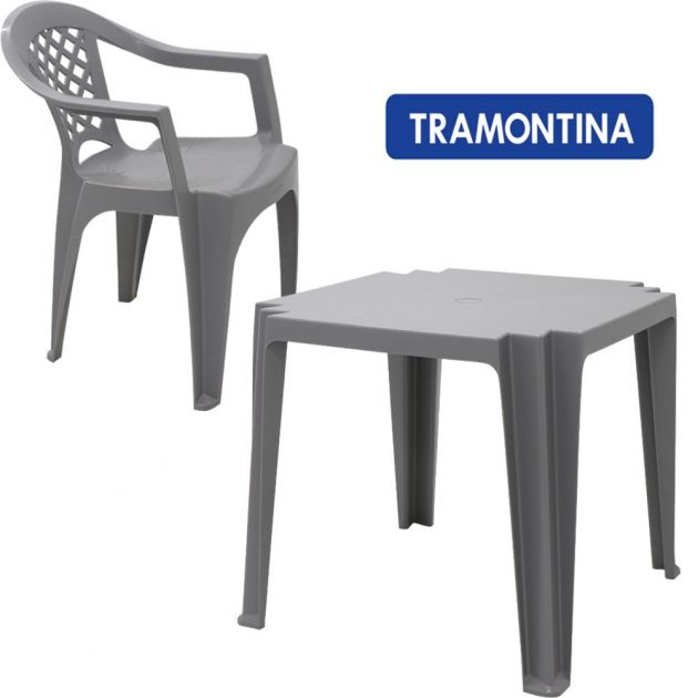 Jogo de Mesas e Cadeiras de Plástico Tramontina com 10 Mesas e 40 Cadeiras Cinzas